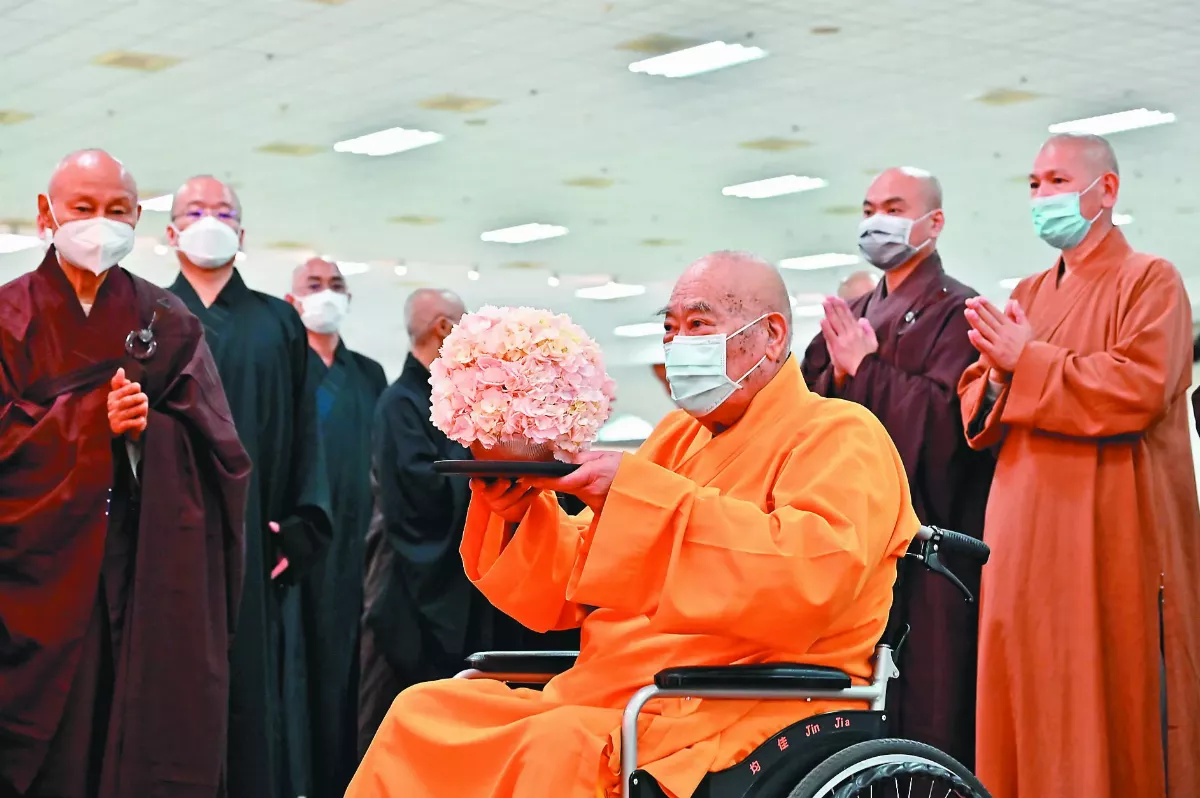 憶師行誼  各界緬懷追悼 大師慈悲喜捨 傳證法師盛讚