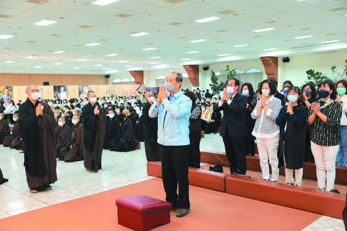 憶師行誼 各界緬懷追悼 大師將乘願再來 企業代表致敬
