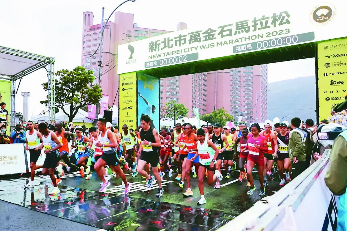 亞洲首場綠色金標賽事 萬金石馬拉松 蔣介文國內稱王