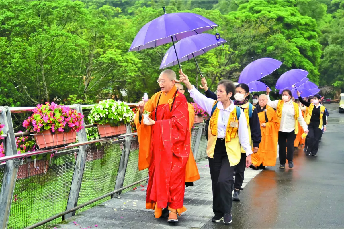 宜蘭綠博灑淨 佛光人響應環保