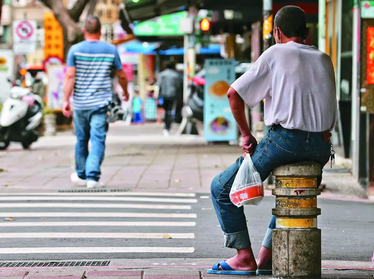 社救法13年未修  220萬人淪社福邊緣