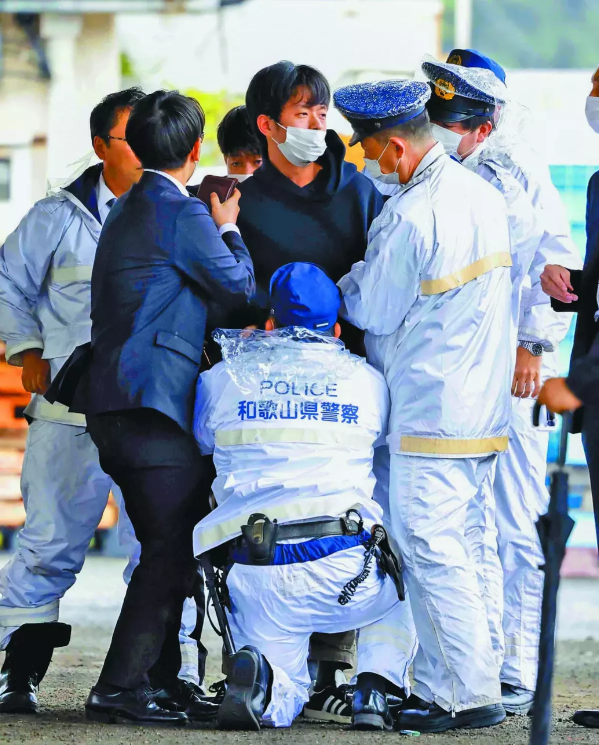 岸田文雄站台助選遇襲  平安撤離 