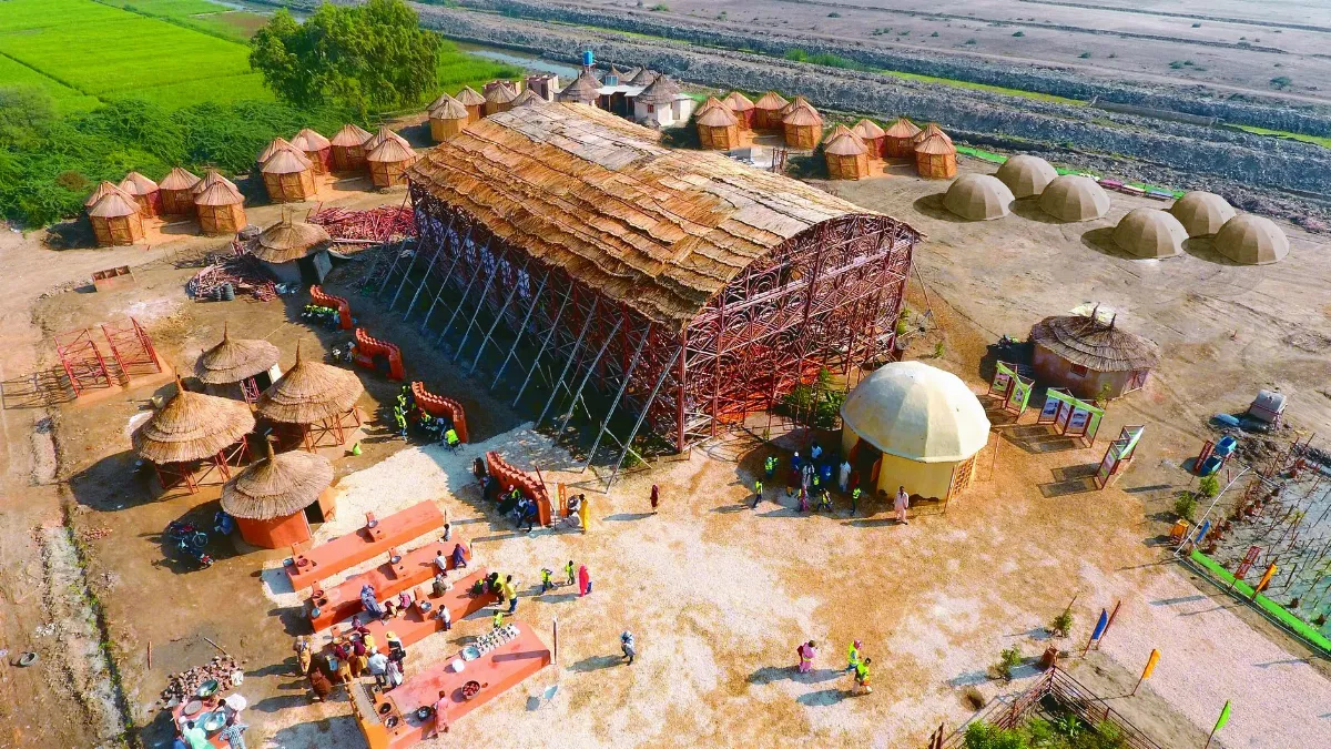 巴基斯坦赤腳建築 災民自己蓋