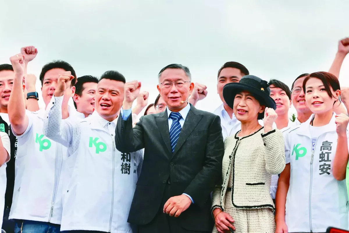 投入總統大選 侯促政黨輪替  柯喊為台灣拚一次