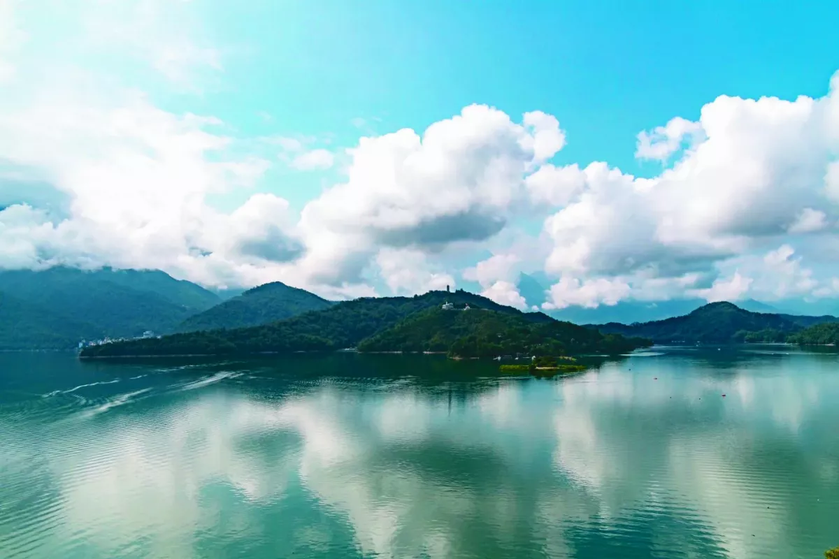 日月潭重現山光水色