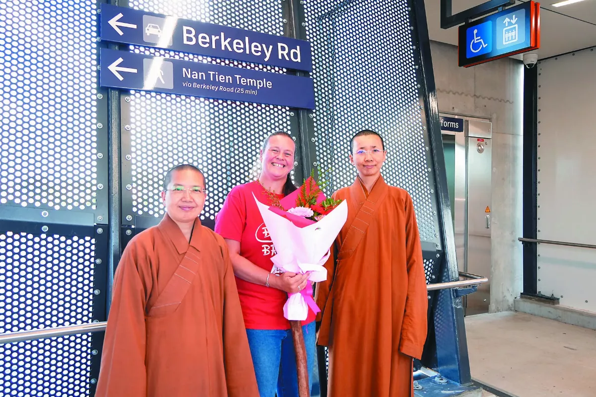 本土化里程碑 社區車站電梯啟用  設南天寺路標