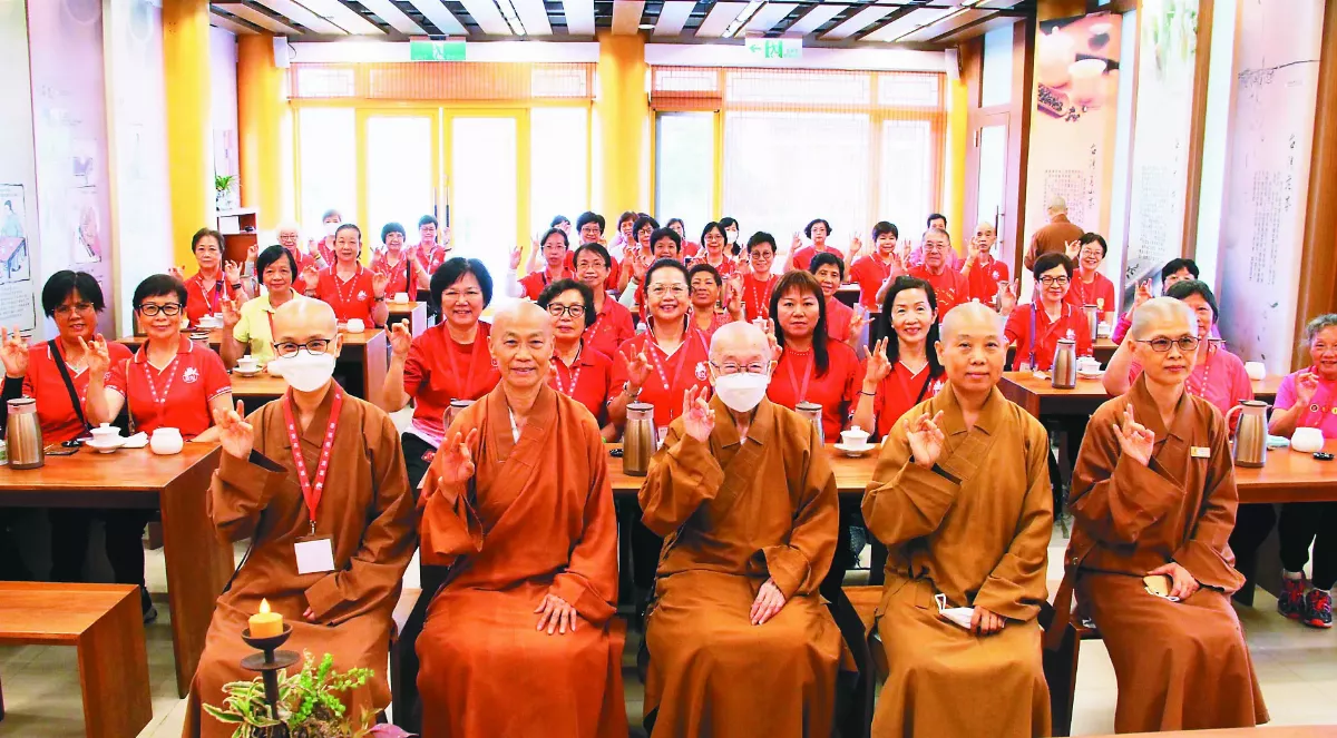 香港佛光道場信眾 回山參訪憶大師