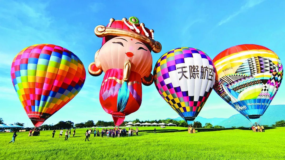 Q版媽祖熱氣球  升空