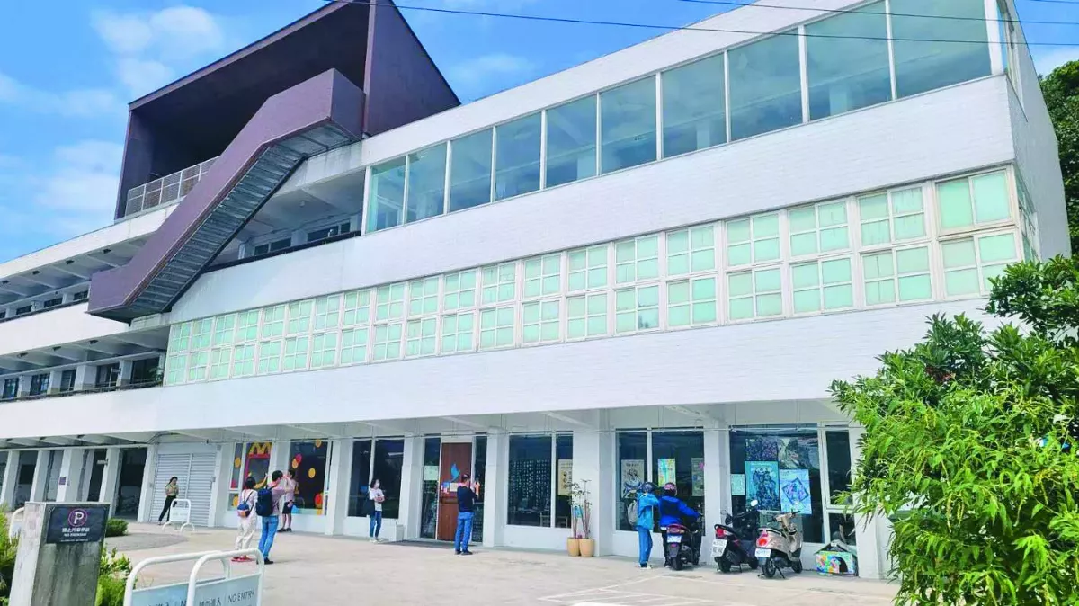 廢校轉型臨海書店 基隆新亮點