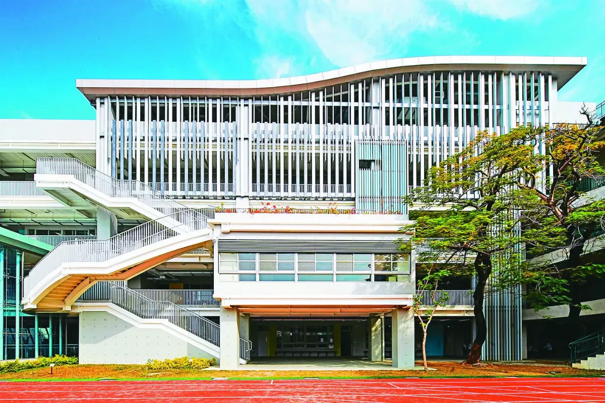 流線鋼琴樓 獲建築園冶獎