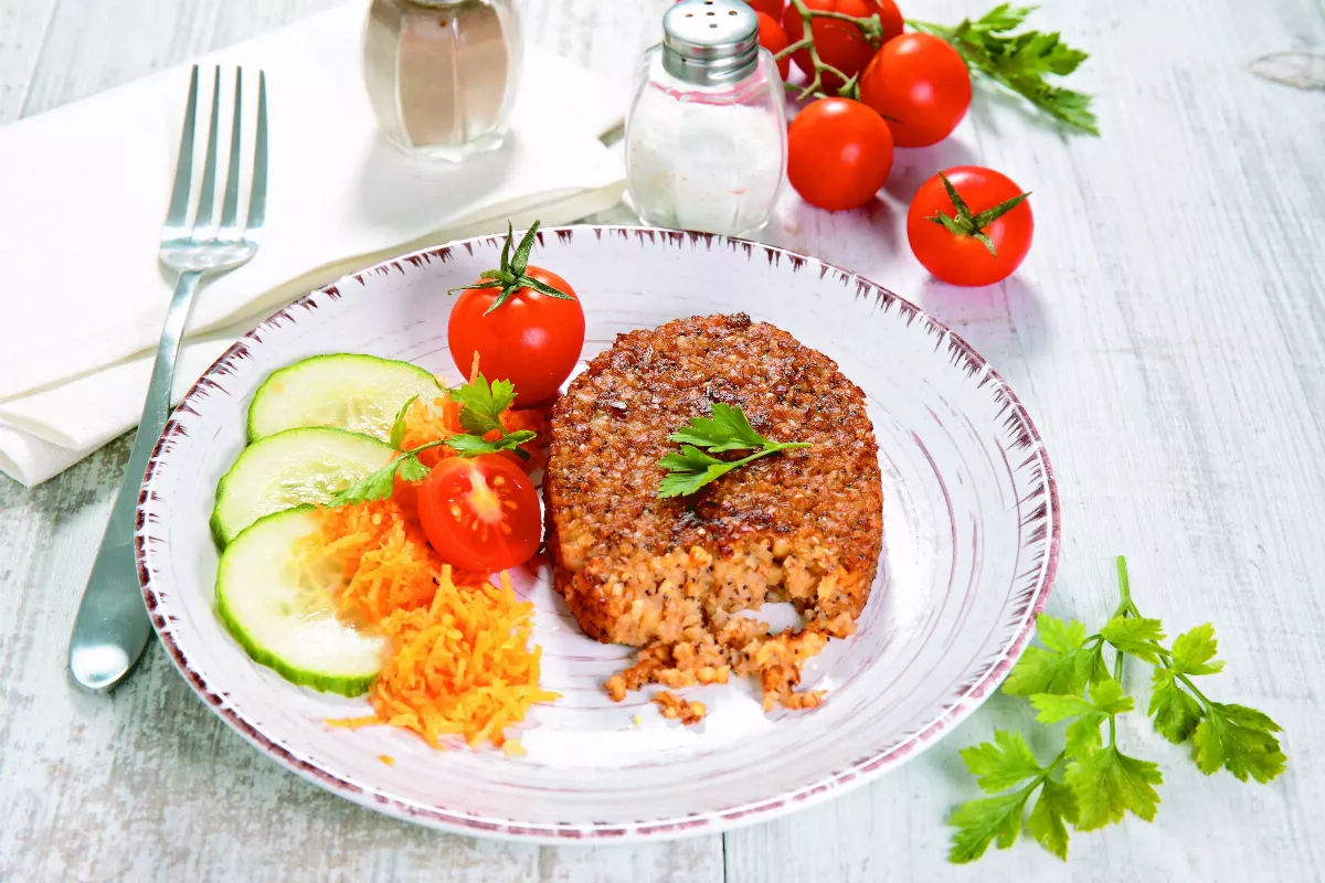 植物肉富含膳食纖維 搭配原型食物適度吃