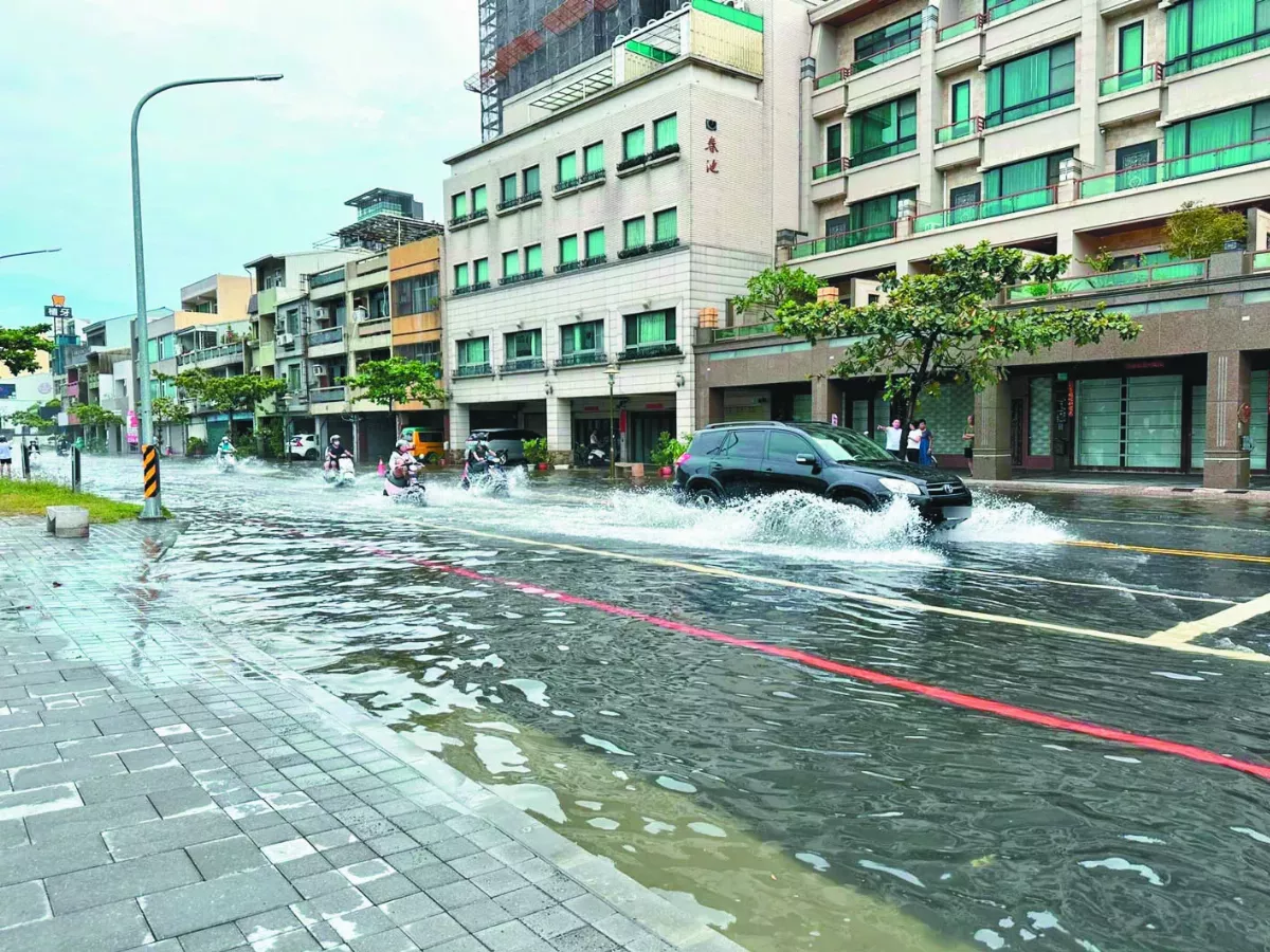 西南部海水倒灌未消 海葵又報到