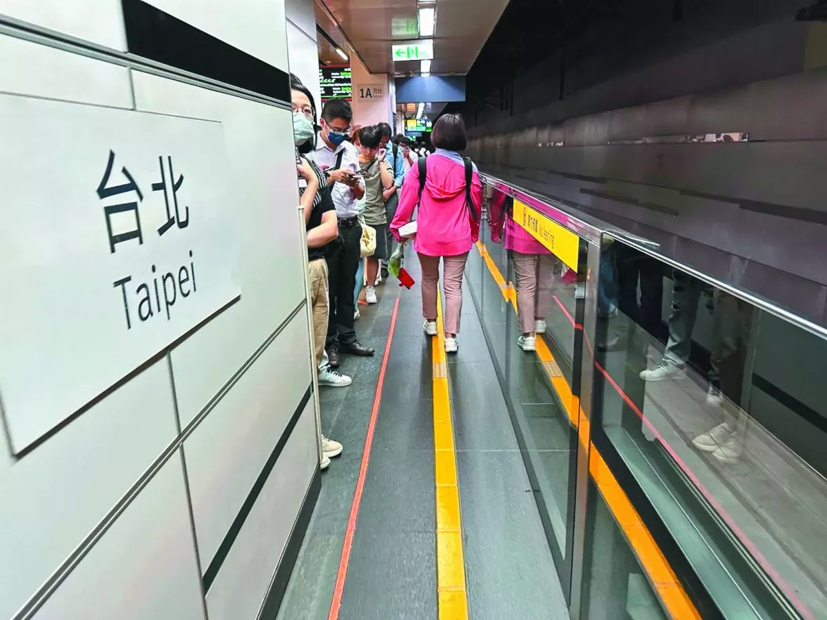 高鐵運量飆高 儼然成雙面刃
