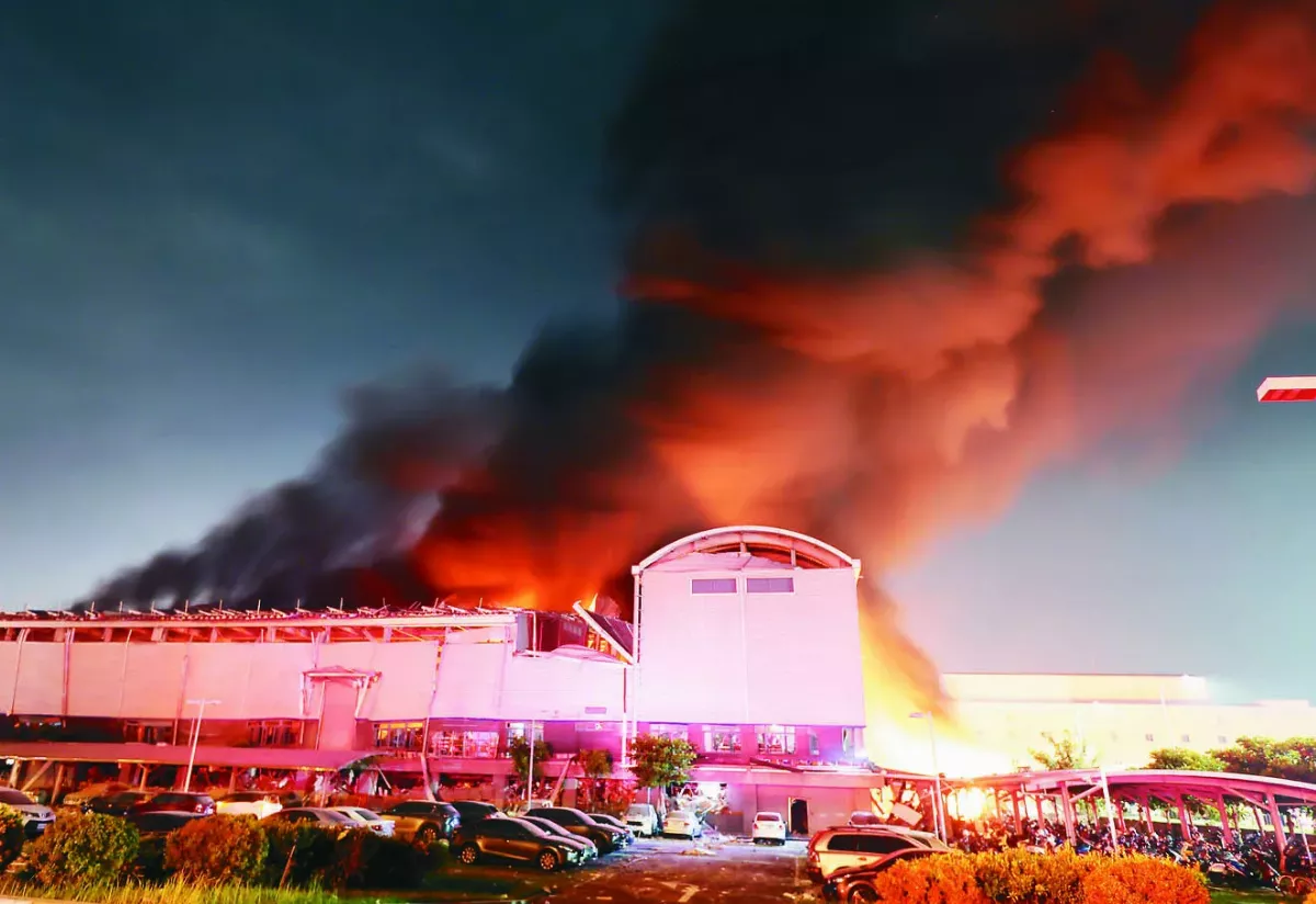 屏東高爾夫球具廠爆炸 1死逾80傷