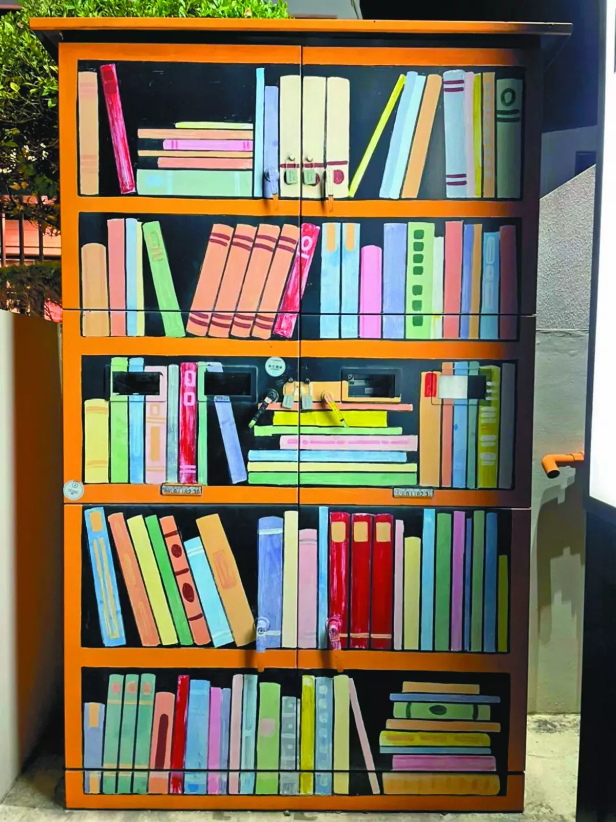 【生活快門】電箱變書櫃