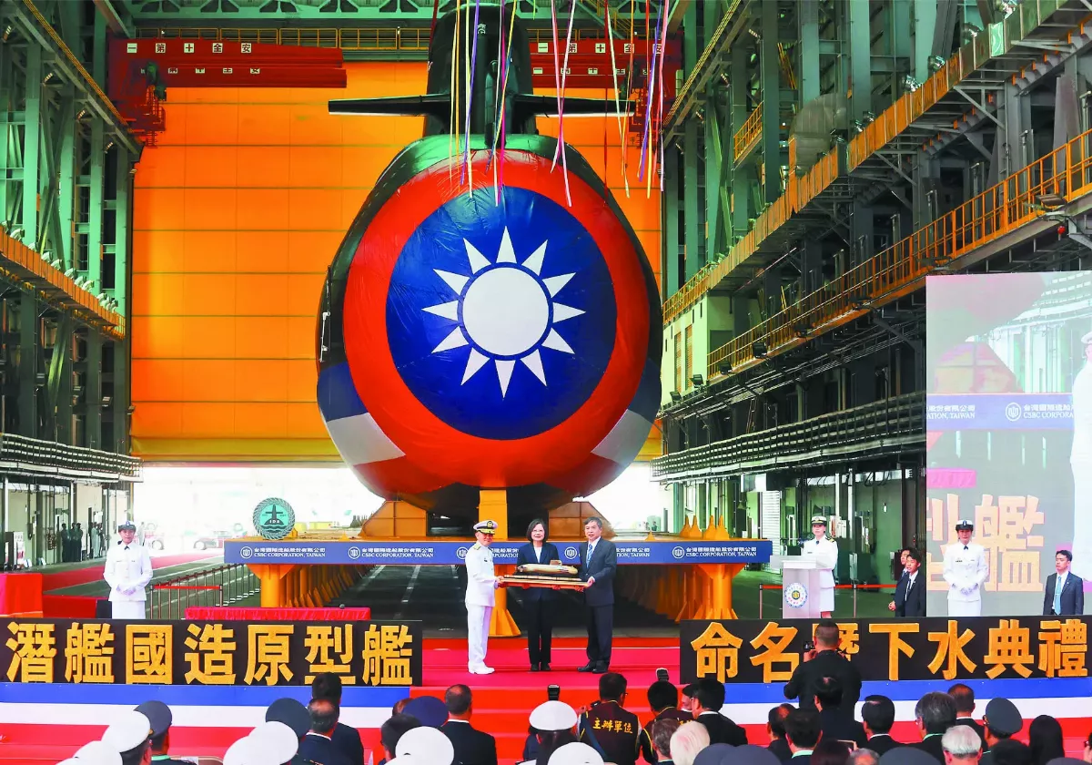 首艘國造潛艦 海鯤艦下水
