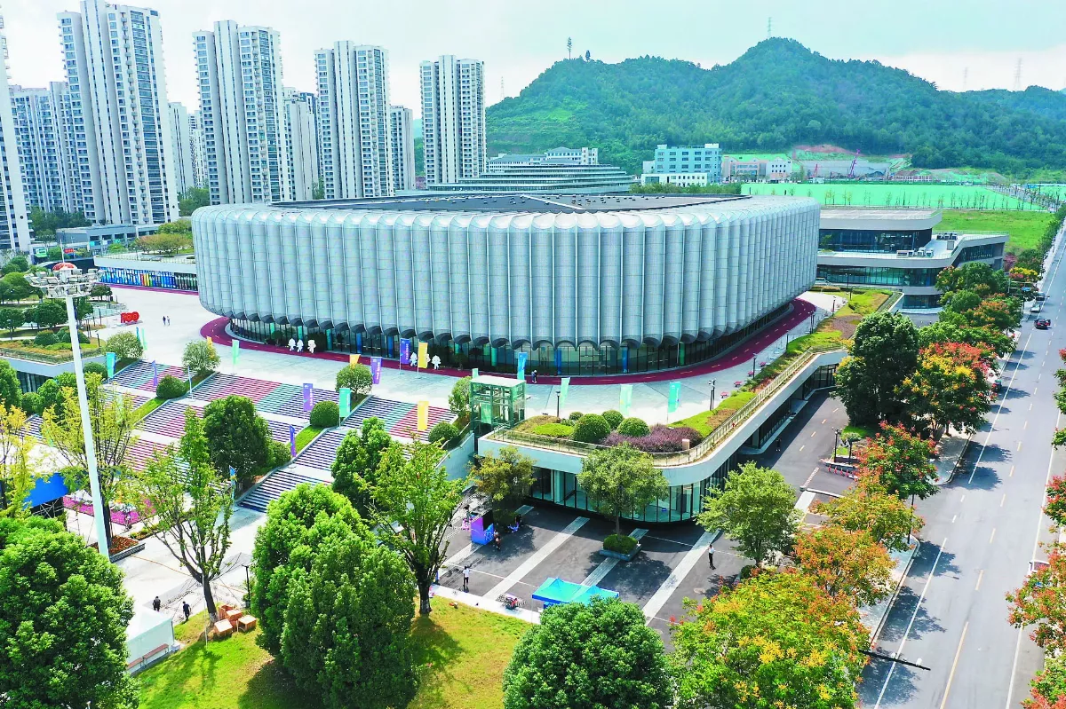 臨安首辦國際賽 文體中心吸睛
