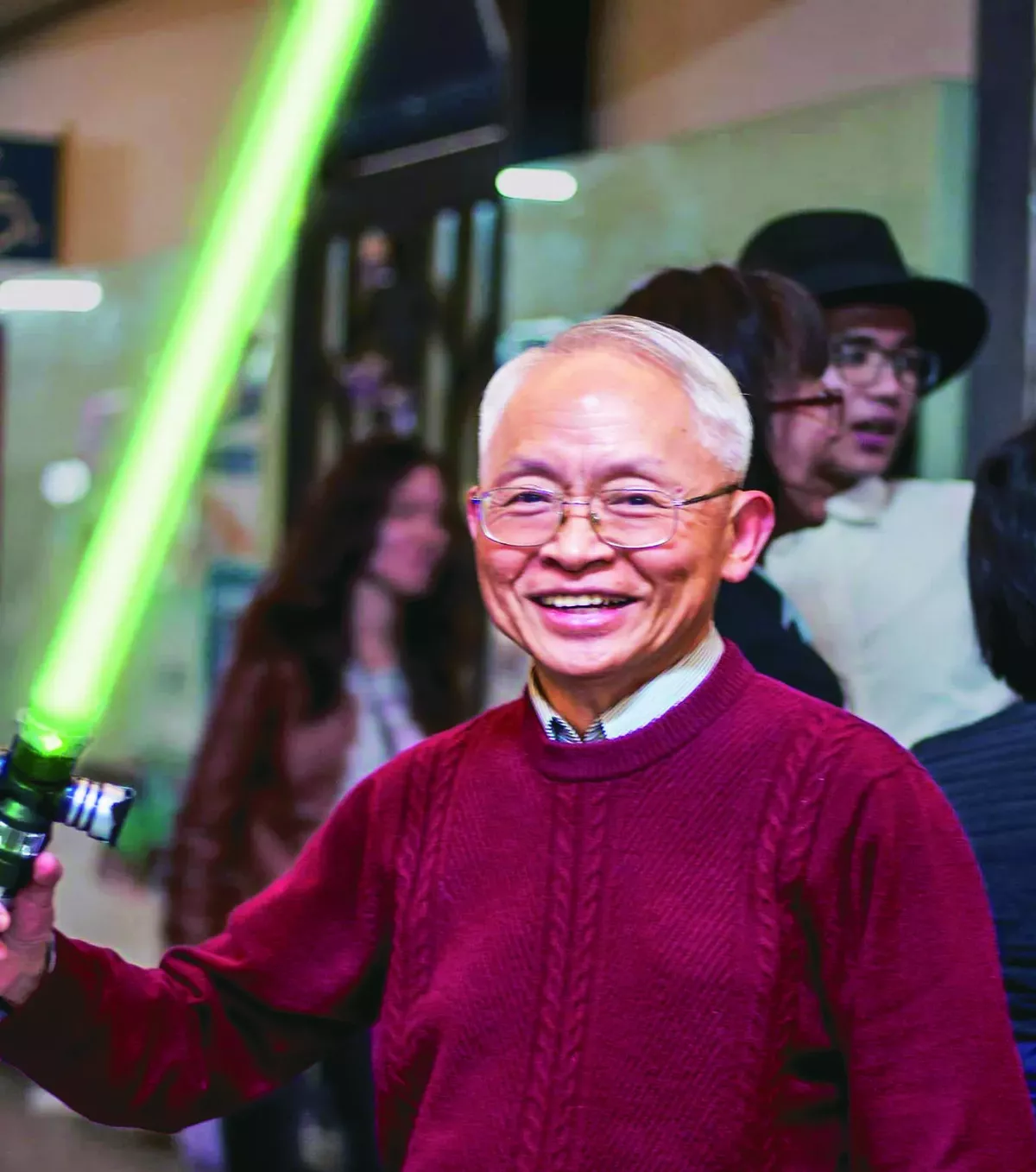 終生教育奉獻獎 培育人才43年 貢獻台灣科技產業