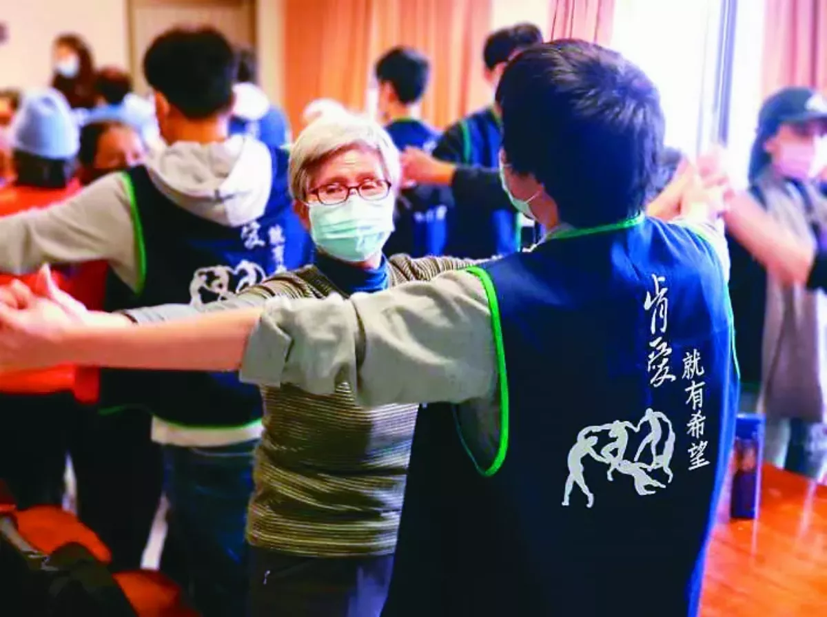 肯愛協會 揮別憂鬱散播愛