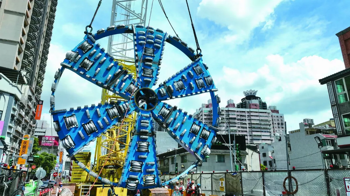 國內最大潛盾機 開挖桃捷隧道