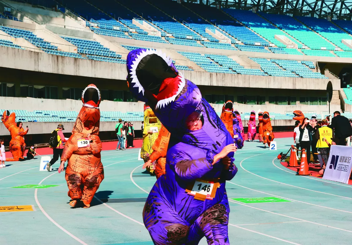 百隻恐龍田徑賽