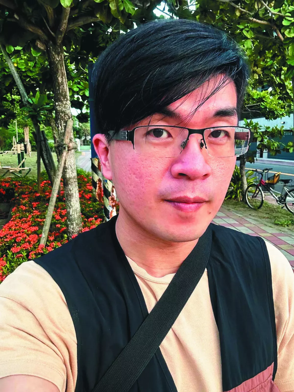 人間佛教散文首獎 鄭委晉  描述地球第5個季節