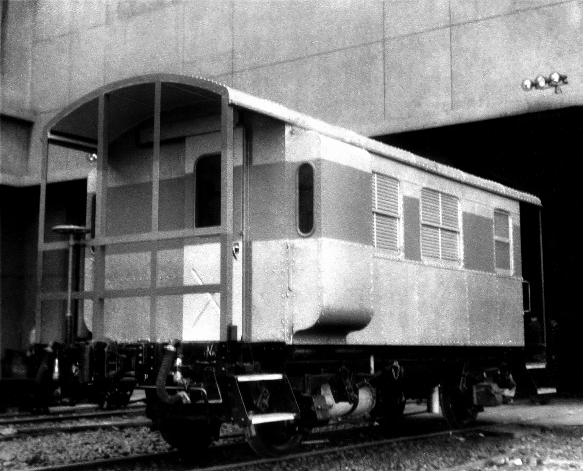 【時光走廊】台灣鐵道文化系列（17-10）組裝新型飛快車與自製守車    