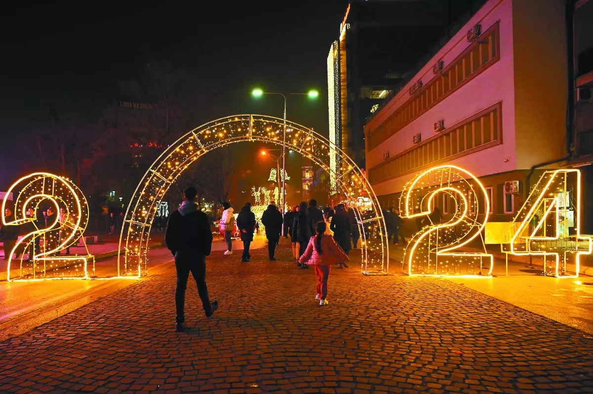 新年快樂 各國風趣迎 2024