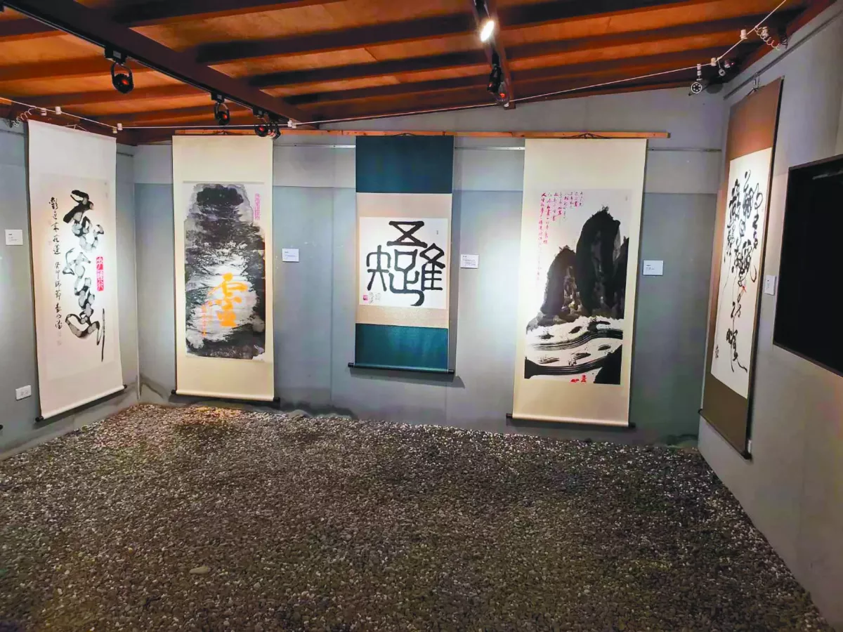 金剛寺書法藝術聯展  展現靈字創意