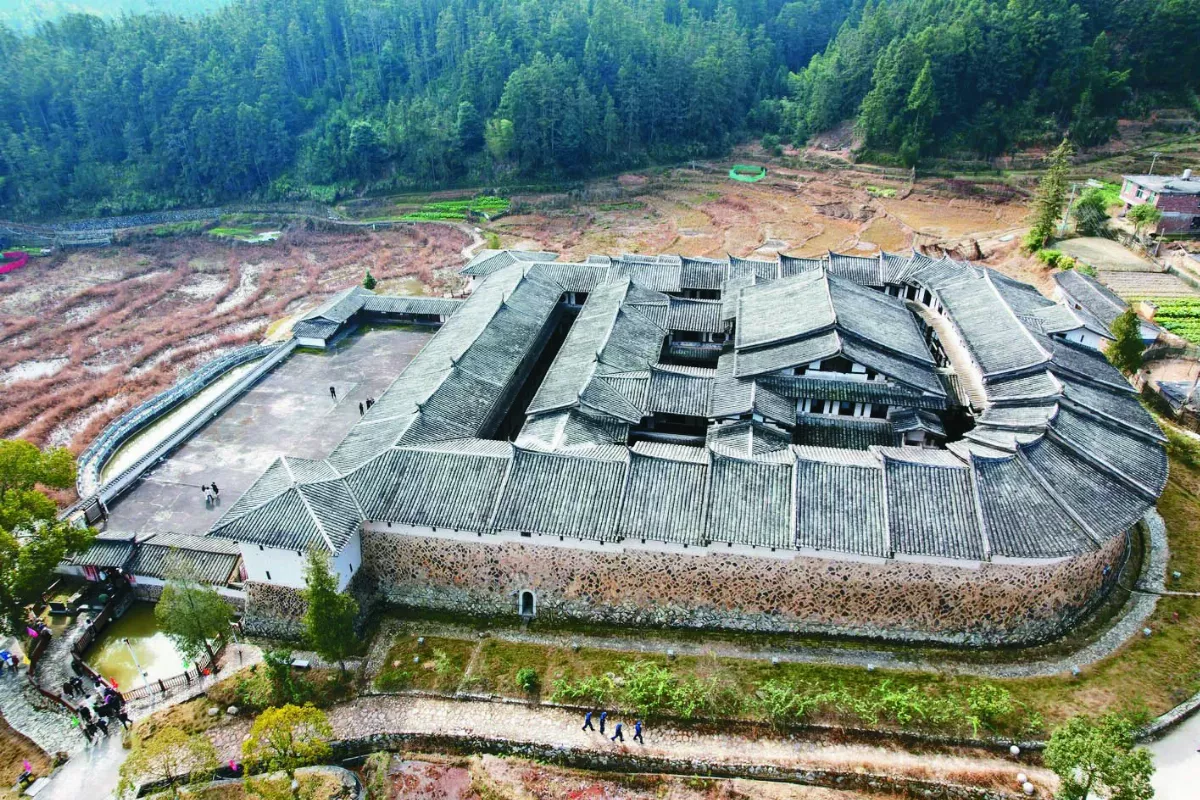 福建安貞堡 可住可防禦