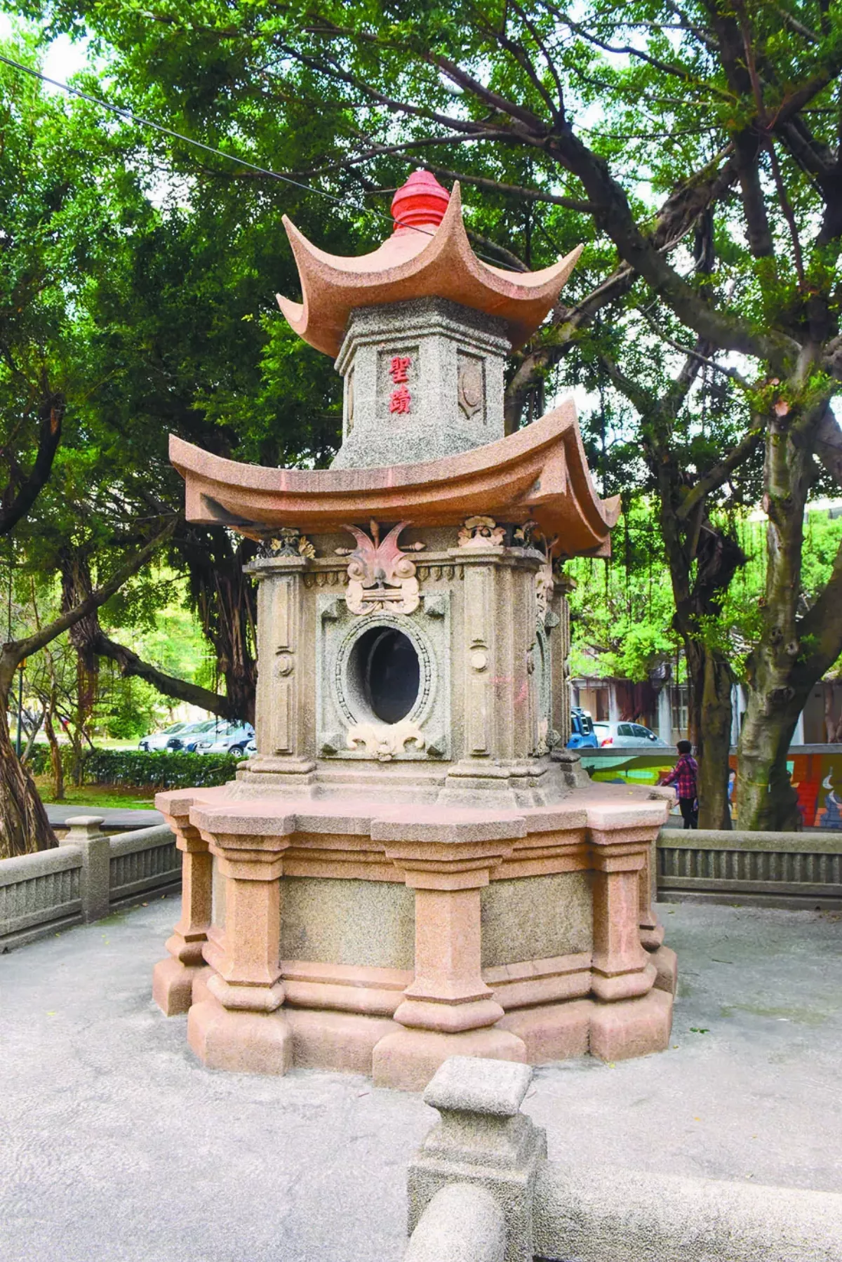 桃園．中壢 客家移民澗仔壢 巴洛克風聖蹟亭
