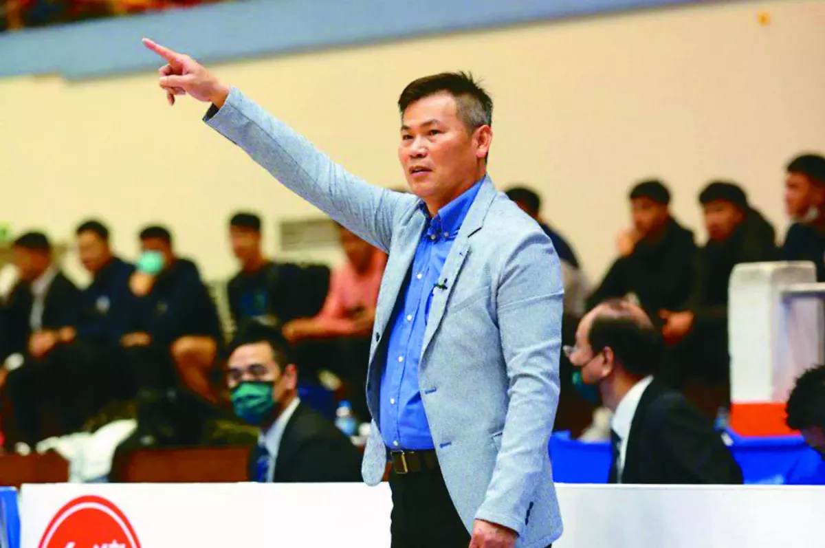 NBA卡森斯 明披T1雲豹戰袍
