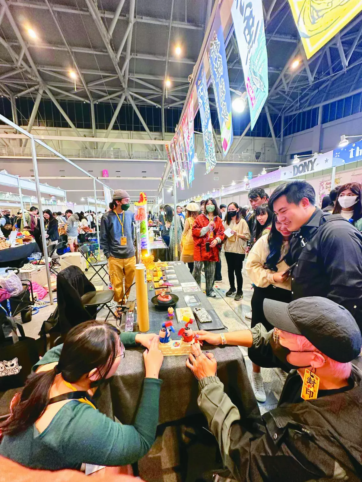 玩具博覽會 粉絲開心玩