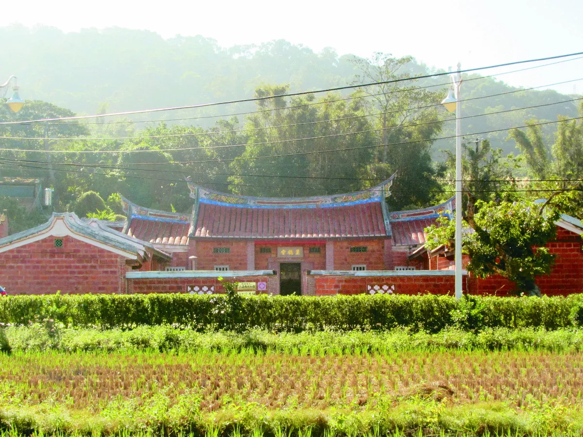 新竹．新埔 三街六巷義民亭 九降風吹晒柿餅