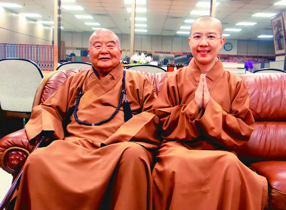 弘法利生報師恩