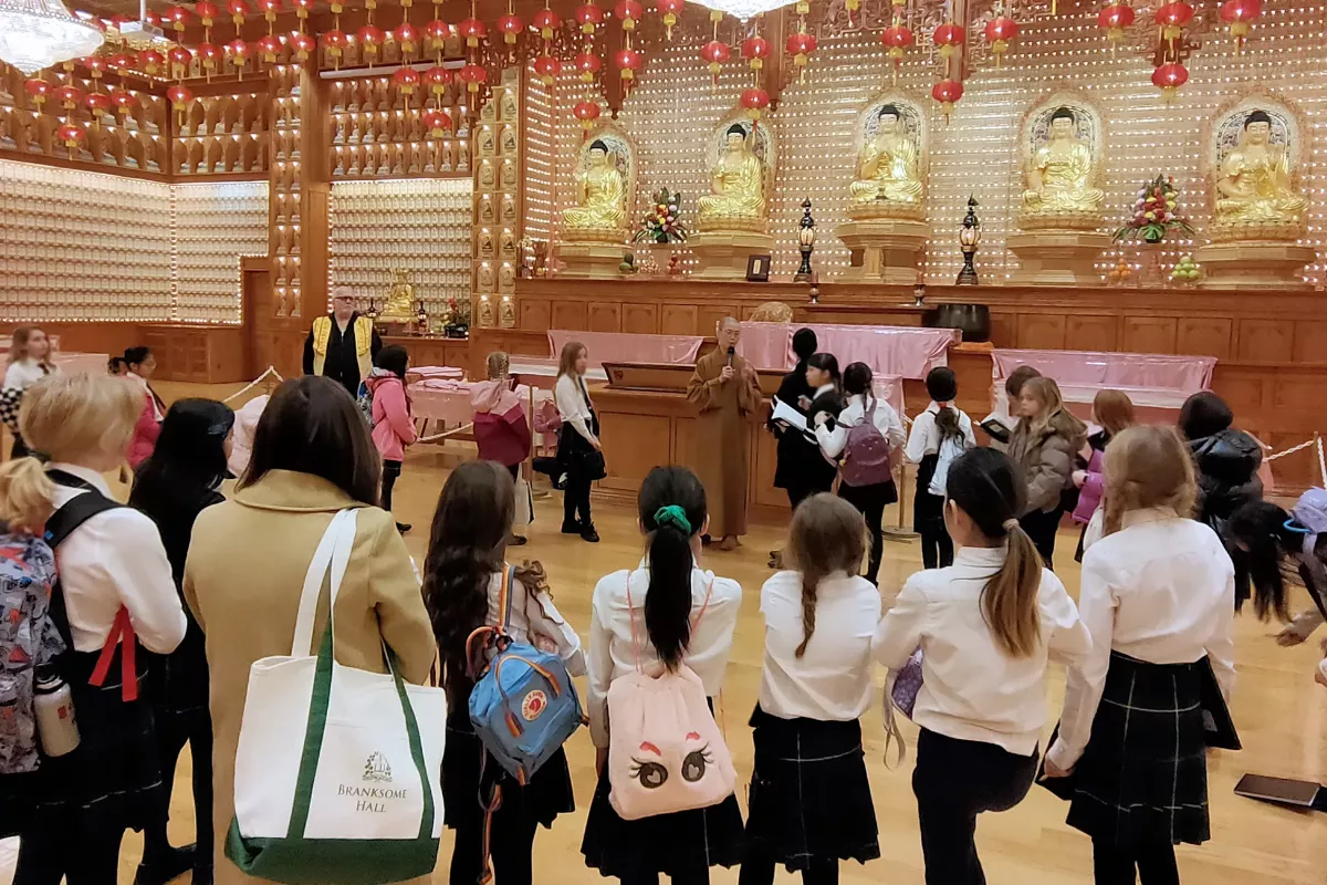 Students from Branksome Hall Girls School Learn About Humanistic Buddhism at Toronto's Fo Guang Shan Temple