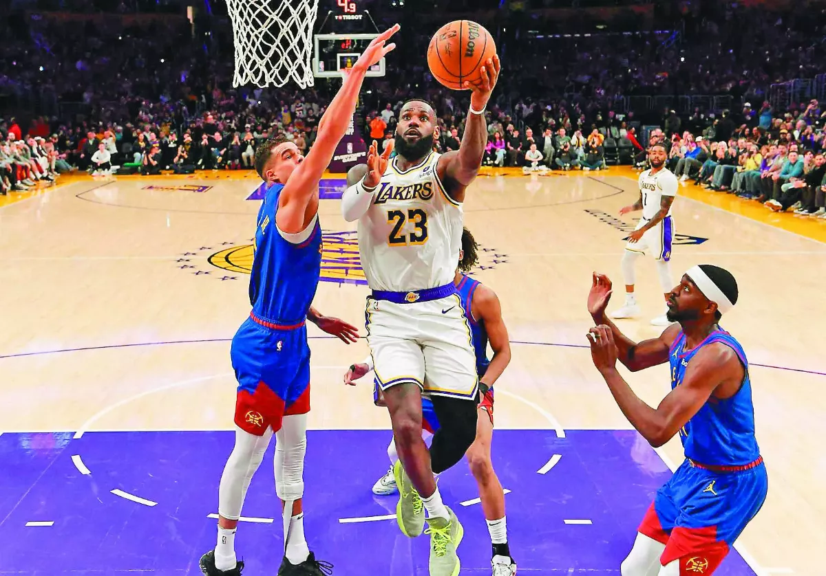 生涯豪取4萬分 詹皇NBA第一人