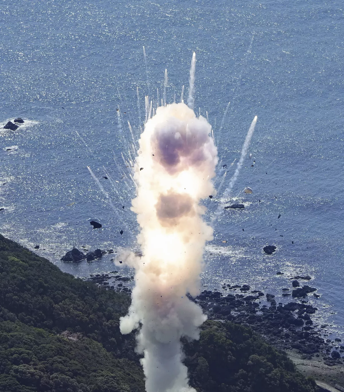 日本KAIROS火箭送衛星上軌道失敗 升空後爆炸