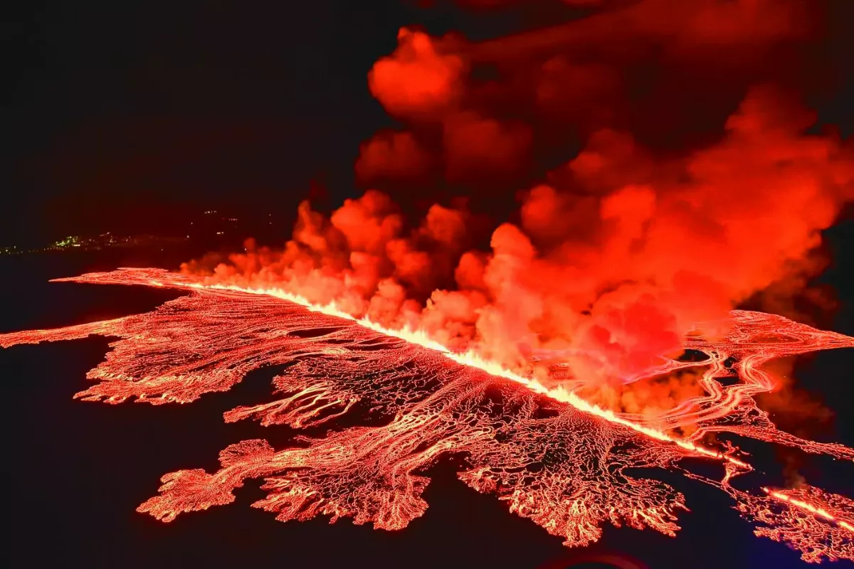 冰島火山再爆發