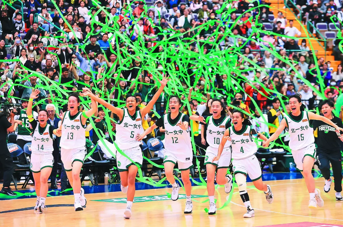 HBL  南山稱王 北一封后