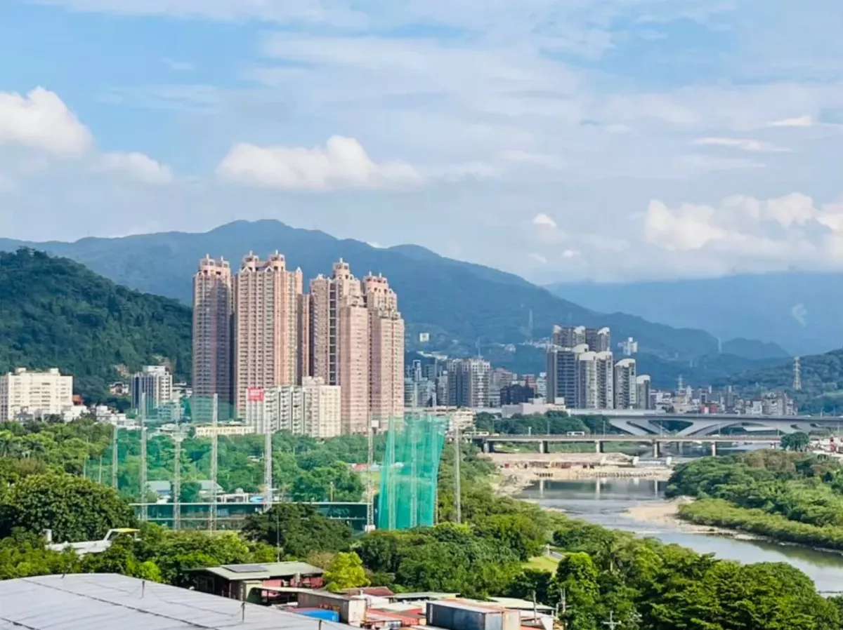 立委憂業者藉碳費拉抬房價 環長強調：影響少於1%