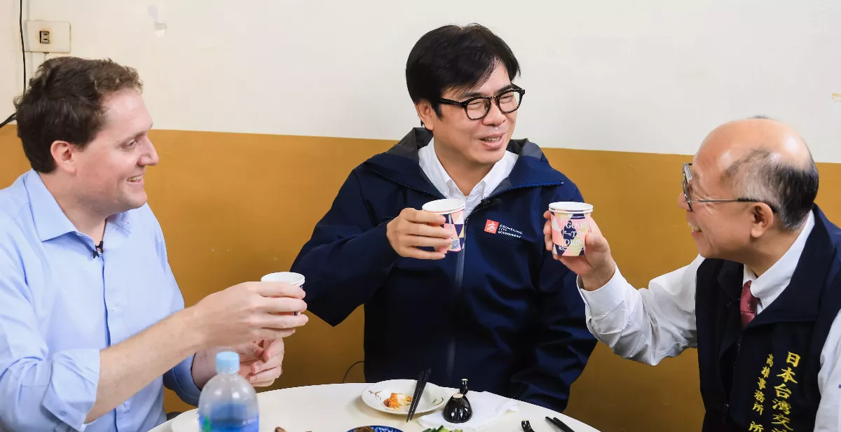 相揪吃麵　陳其邁邀張子霖、奧正史挑戰辣味等級