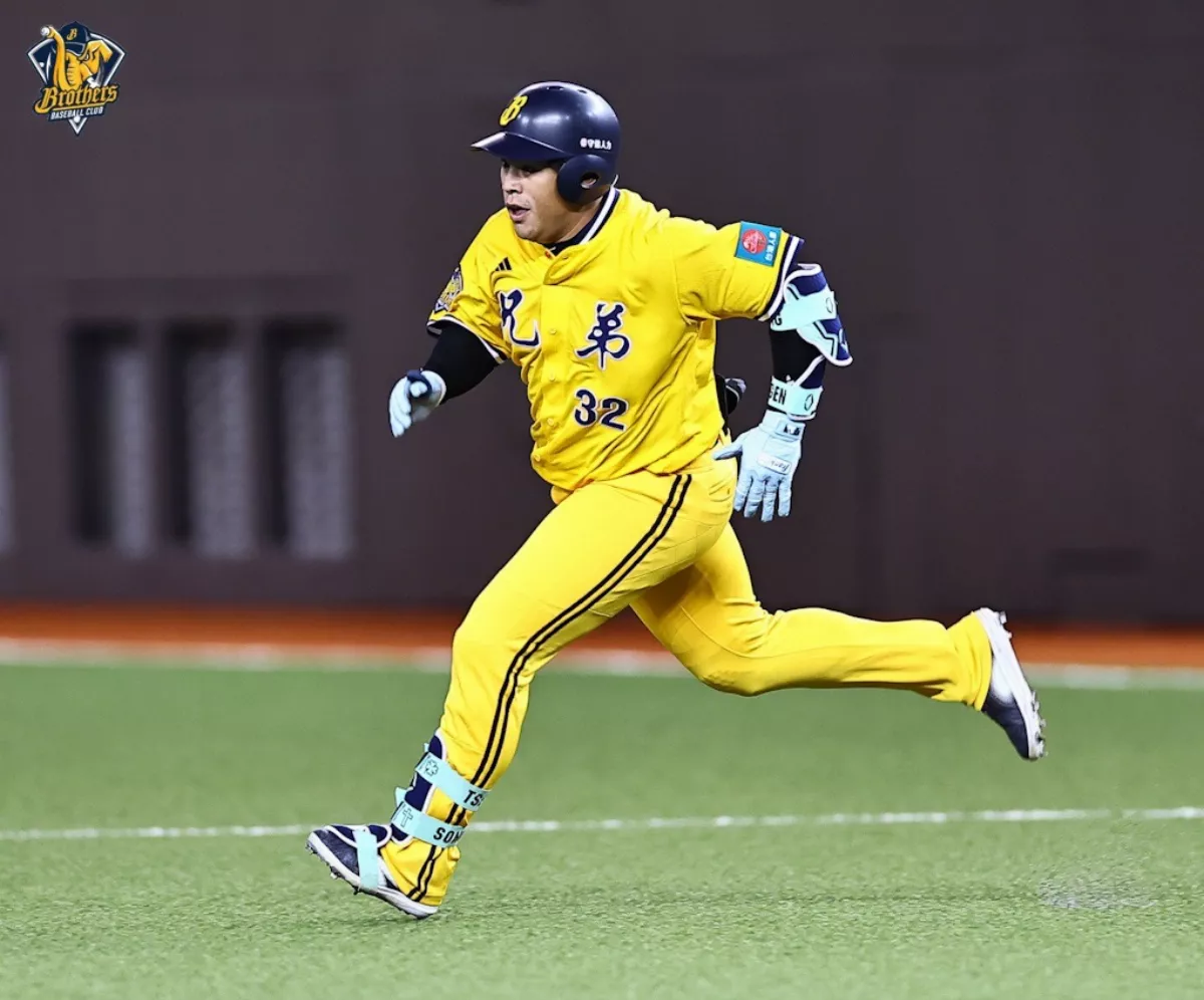 中職／大巨蛋例行賽首轟！ 曾頌恩棒打王維中