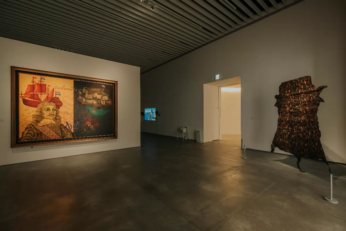 開館以來規模最大！ 南美館「沃克、海怪、炮火與他們」特展登場