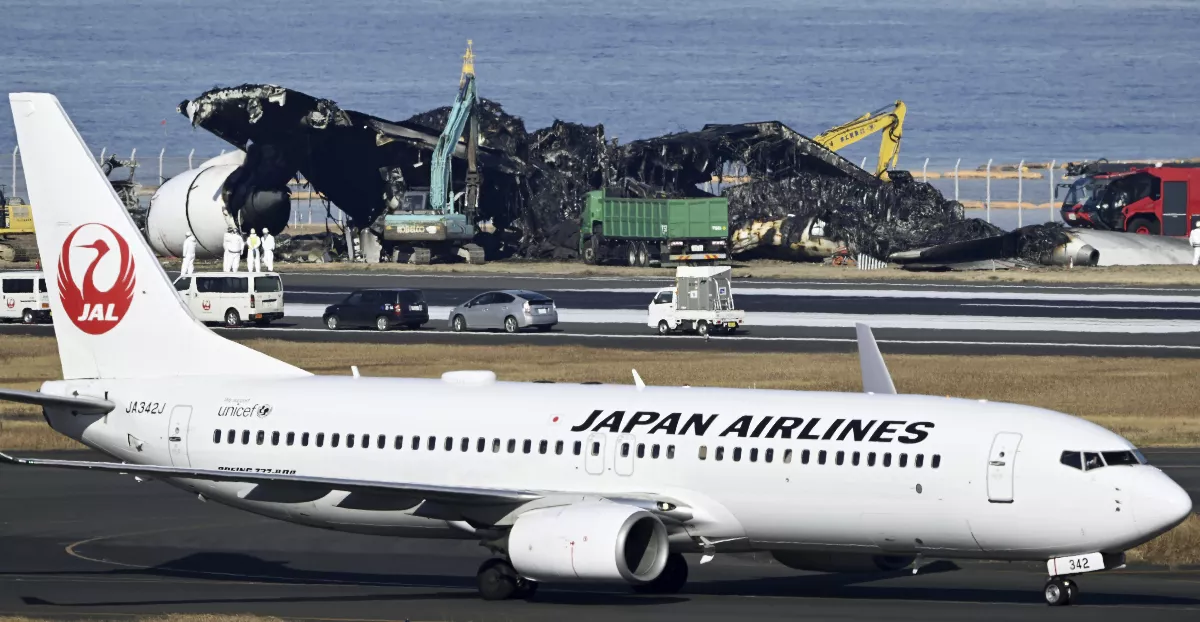 又是波音787？ 日航班機飛成田機場 下降劇烈搖晃 4空服員傷