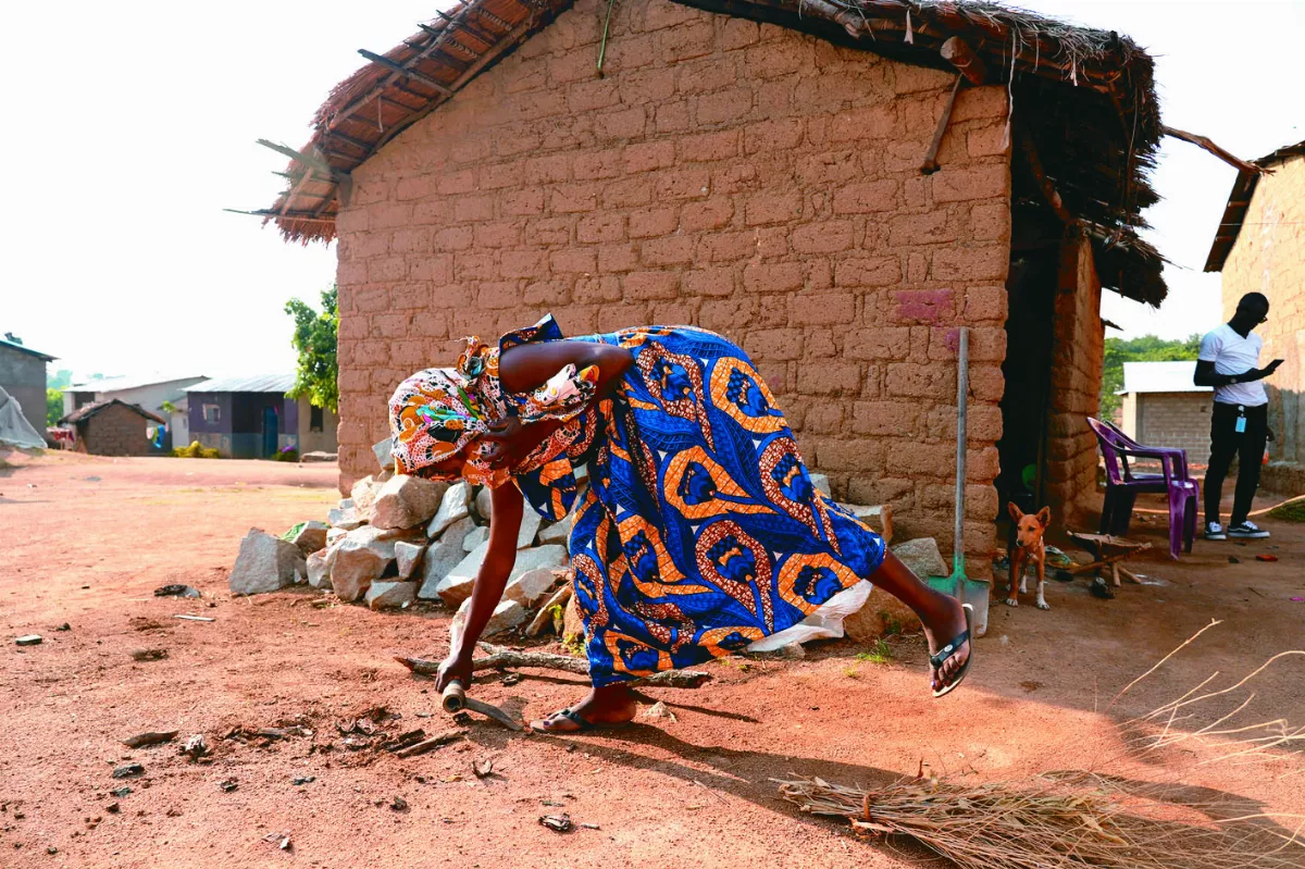 裁軍10年 中非復原路難行