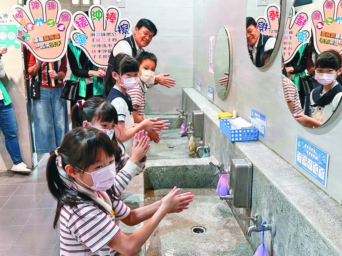 避免腸病毒須勤洗手  噴酒精沒用