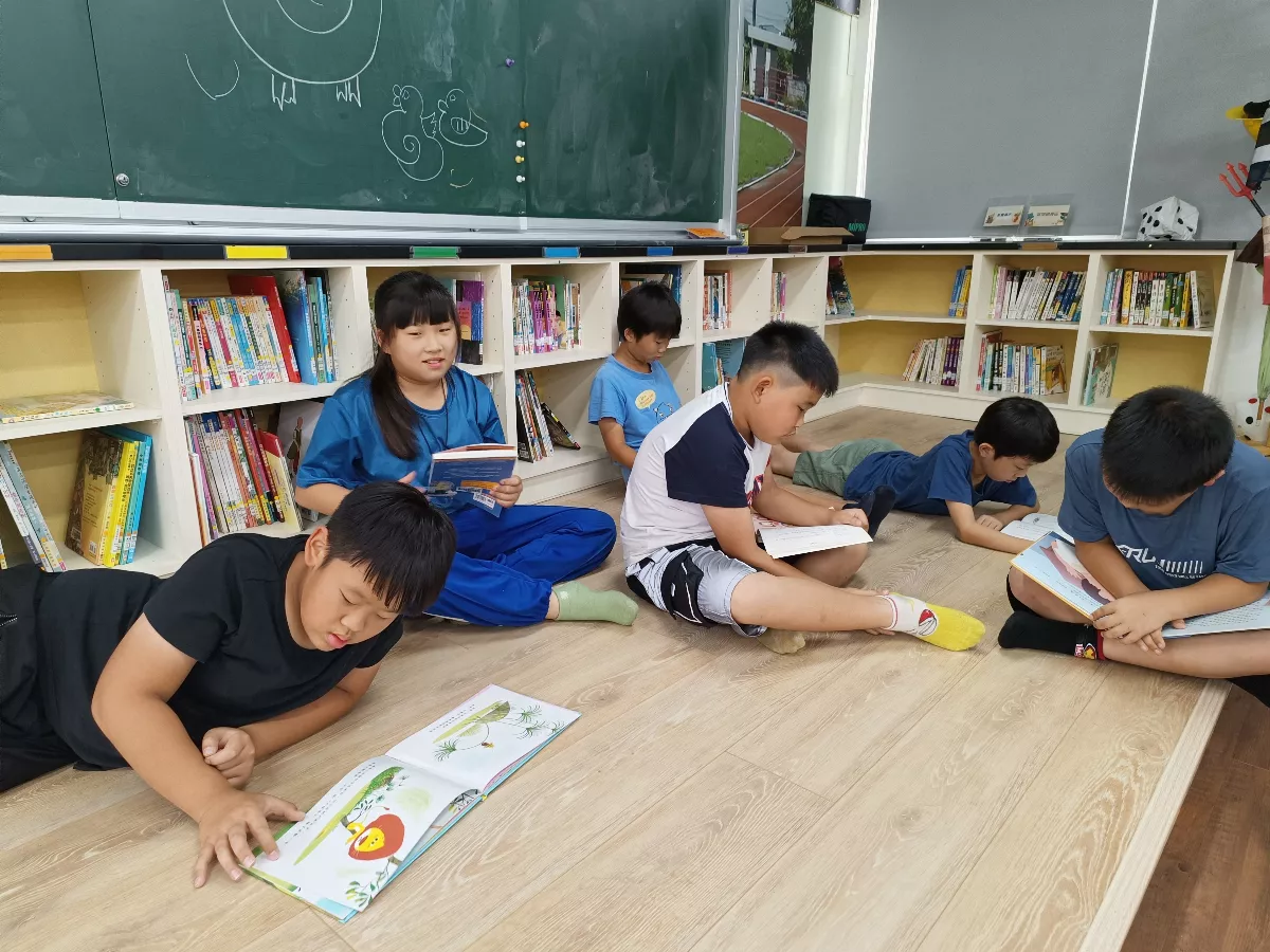 讓閱讀像呼吸般自然　田寮新興國小摘磐石獎