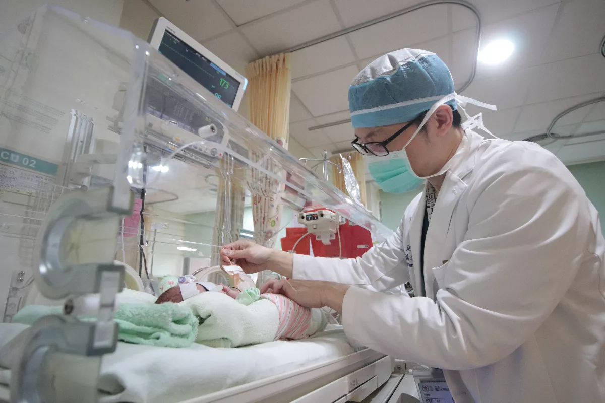 腸扭轉壞死手術 成功救回早產兒