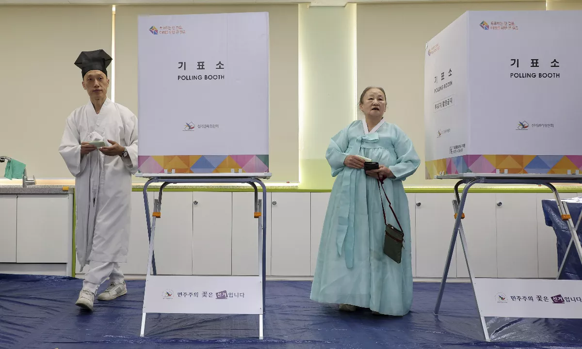 南韓國會大選 反對黨囊括近7成席次